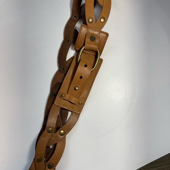 Jessica Simpson open weave leather light brown belt size M/L - Picture 2 of 5